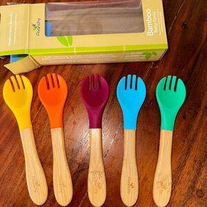 AVANCHY BAMBOO BABY FORKS SET - BPA FORKS - BAMBOO AND SILICONE TODDLER FORK